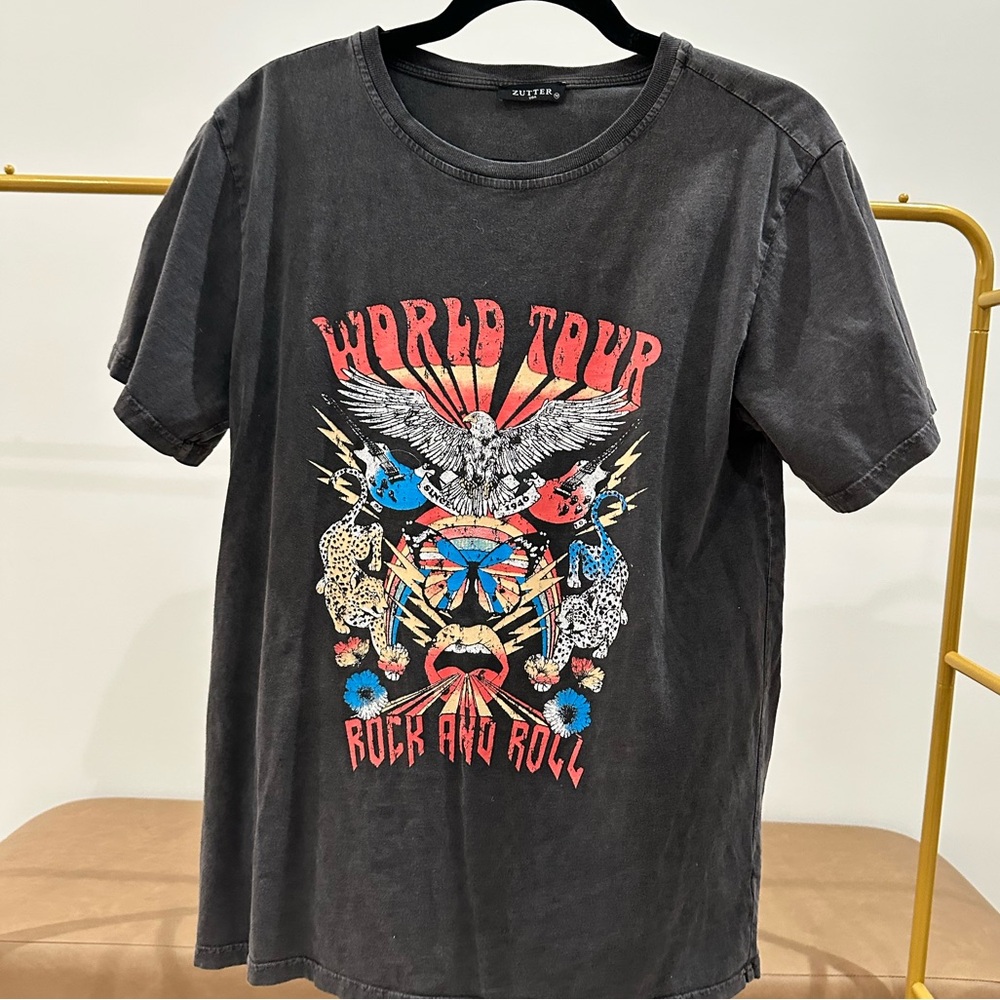 Women’s Graphic Tee
